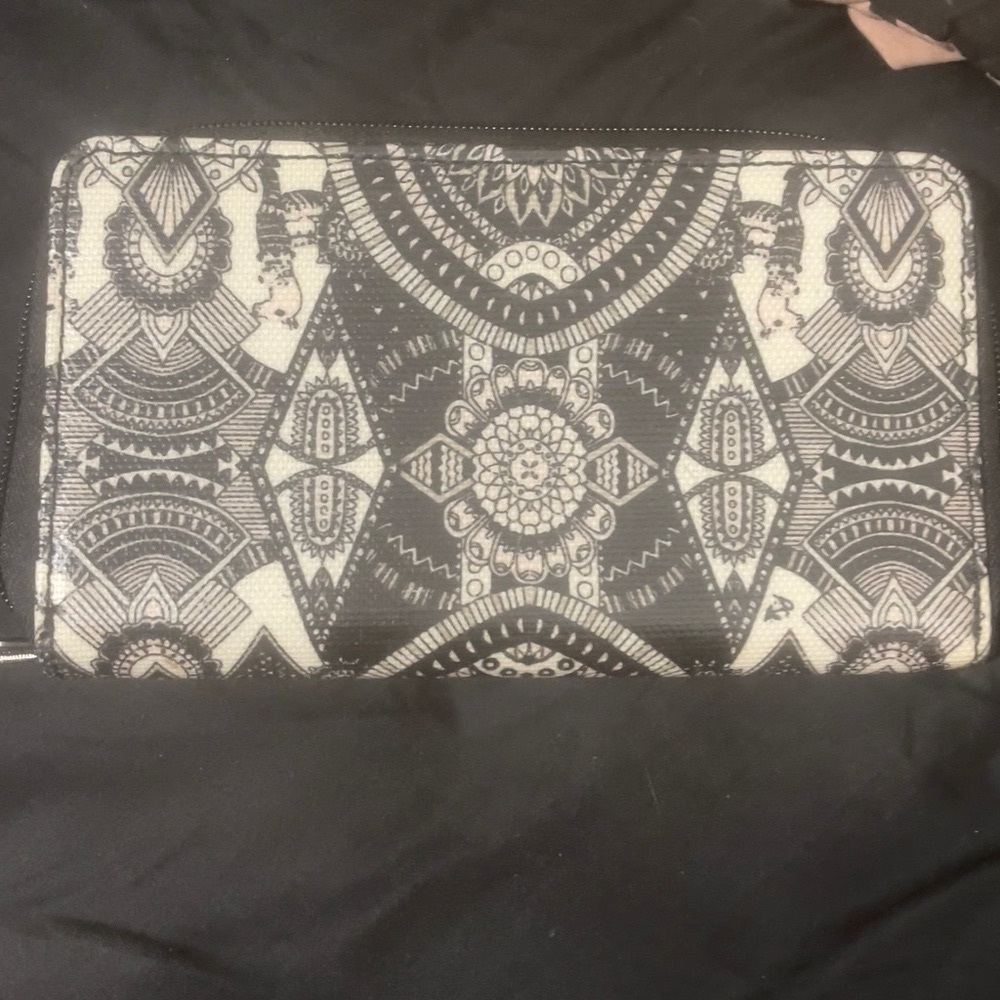 Black and white sakroots wallet